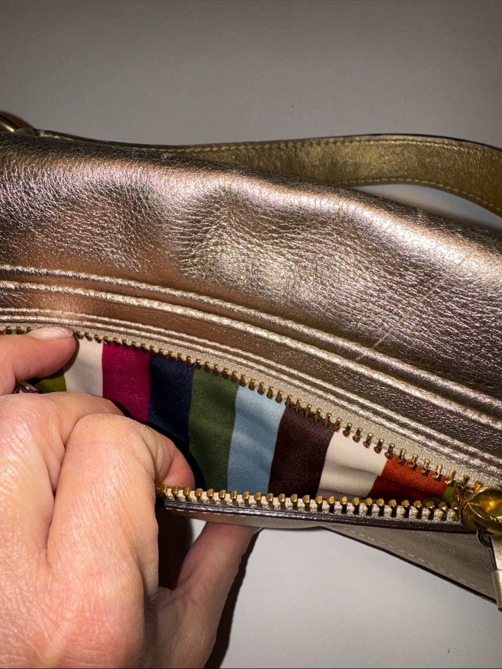 Coach Metallic Gold Leather Turnlock Wristlet Clutch EUC - Picture 7 of 9
